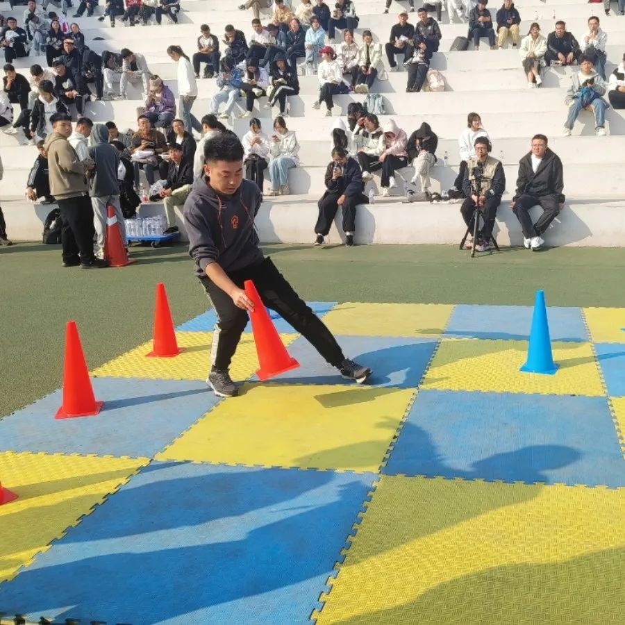 炸金花app